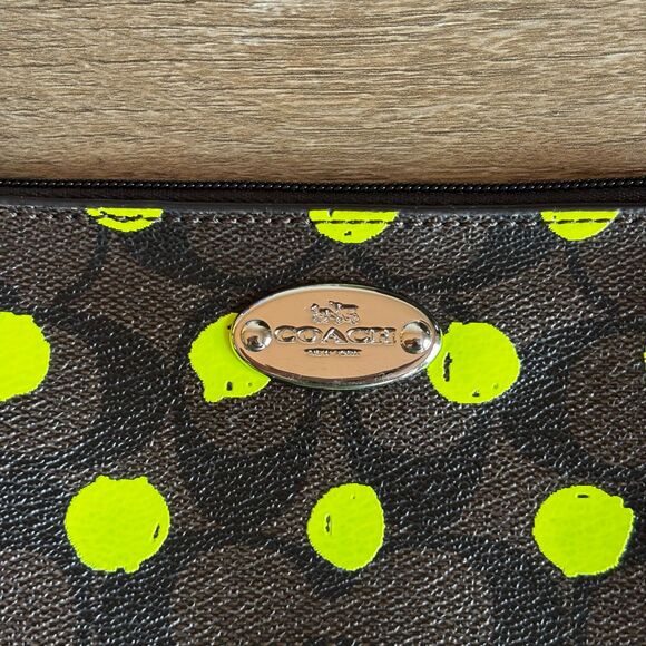 Coach Green Neon Polka Dot Signature Canvas Wristlet Style Number F52581 - Picture 10 of 16